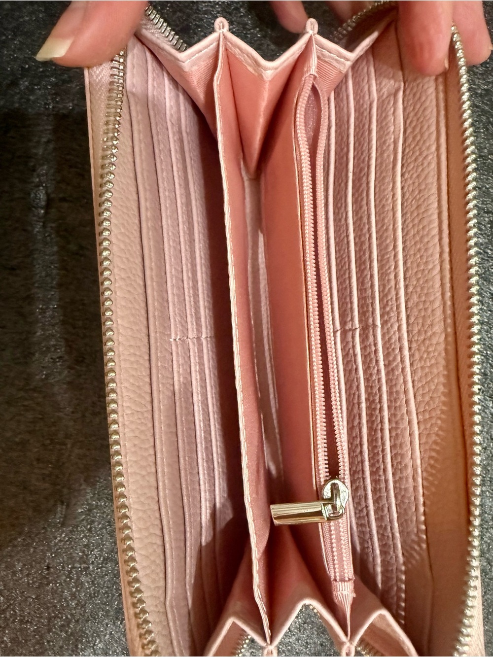 🇨🇦LAMBERT The Meli Vegan Leather Zip Around Wallet Clutch Wristlet Pink NWOT - Picture 3 of 7